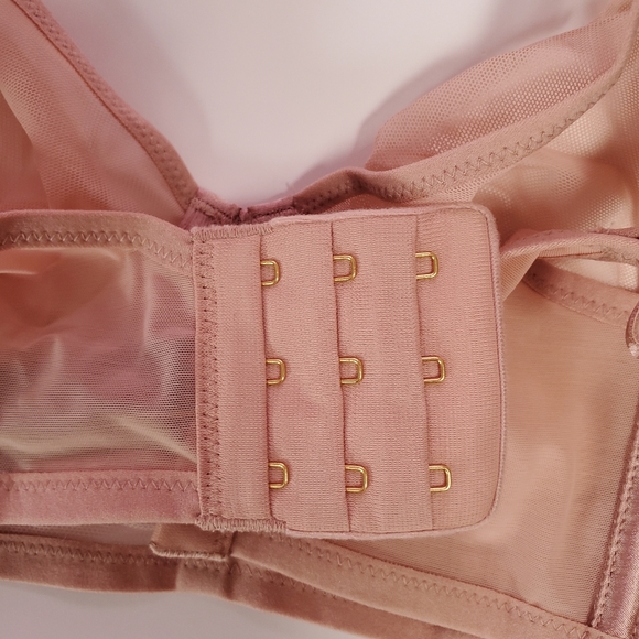 Nwt Victoria's Secret Unlined Bra Pink or Beige - Picture 4 of 10